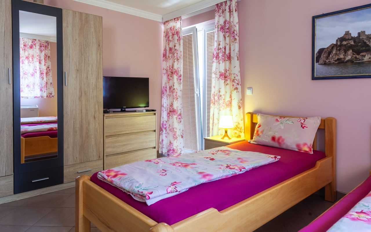 Apartmani i studio Marija Golubac 6