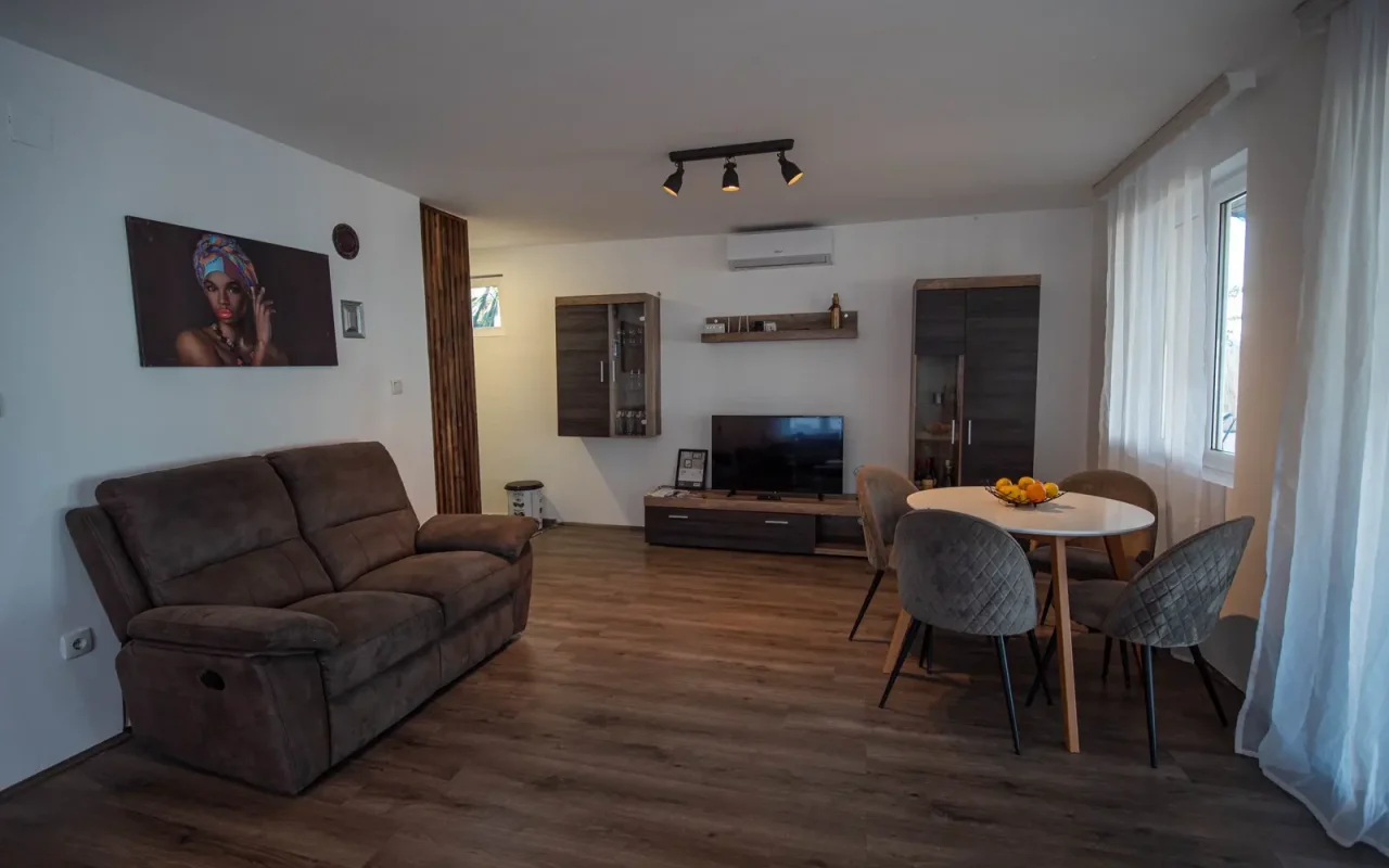 Borova bajka - Usije 3