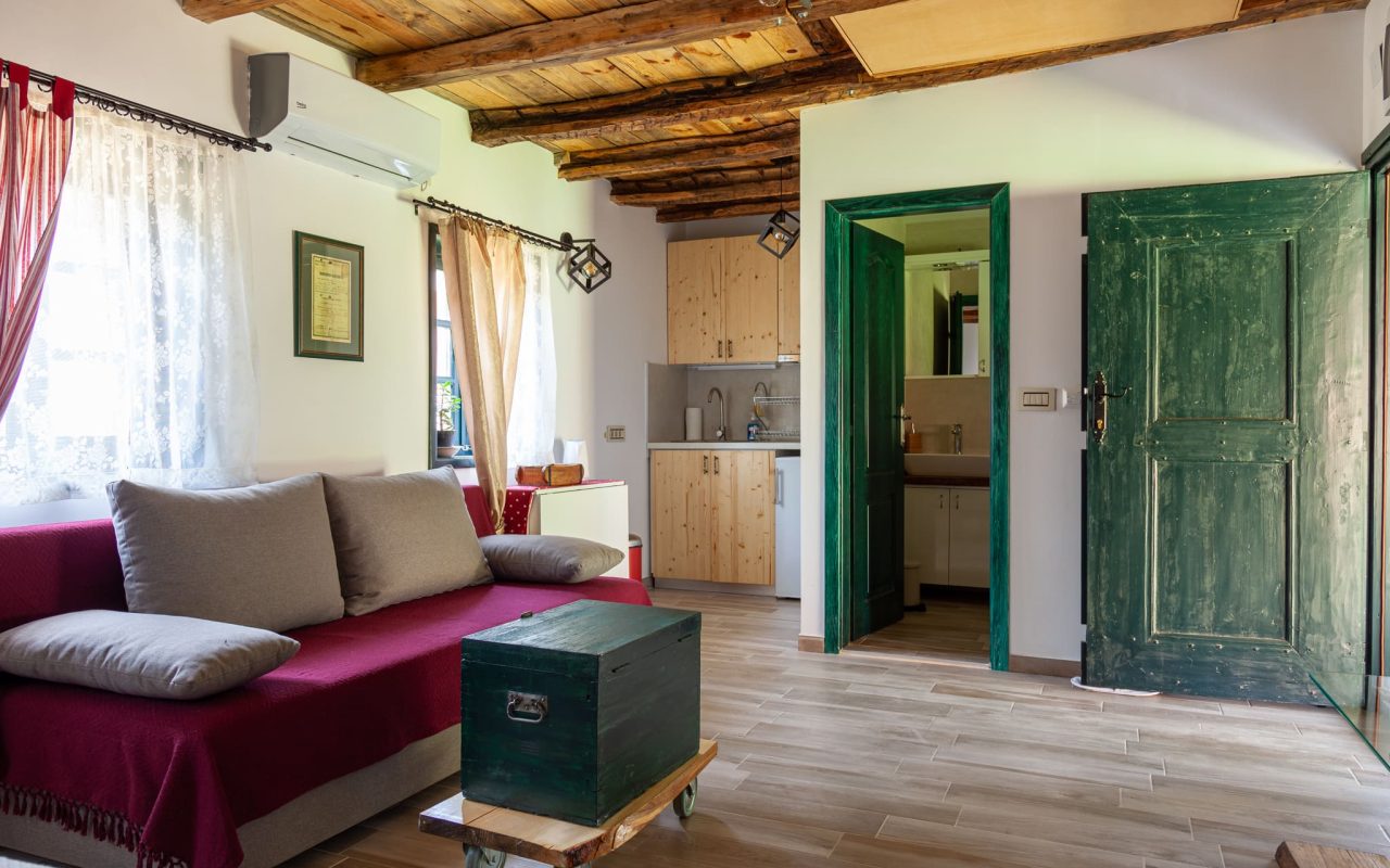 Stara kovacnica - Golubac-3