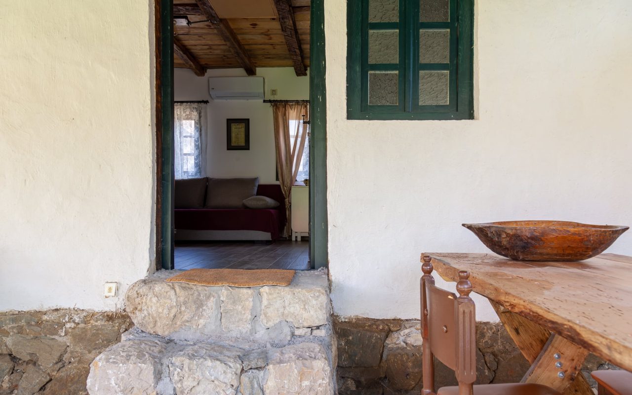 Stara kovacnica - Golubac-9